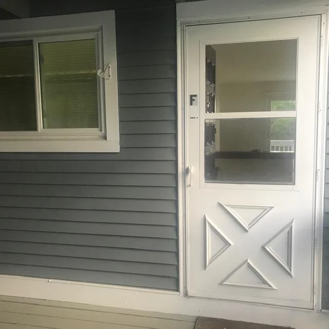 Photo of Unit F at 901 Commons Way