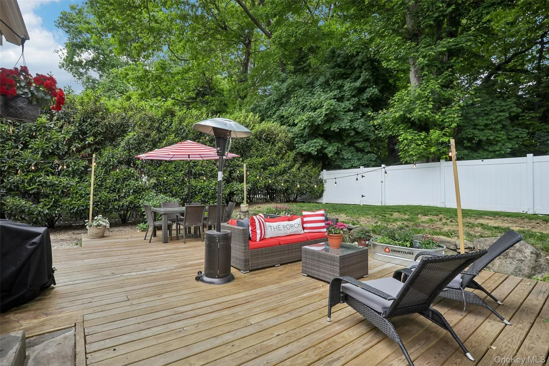Photo of 75 Chestnut Avenue