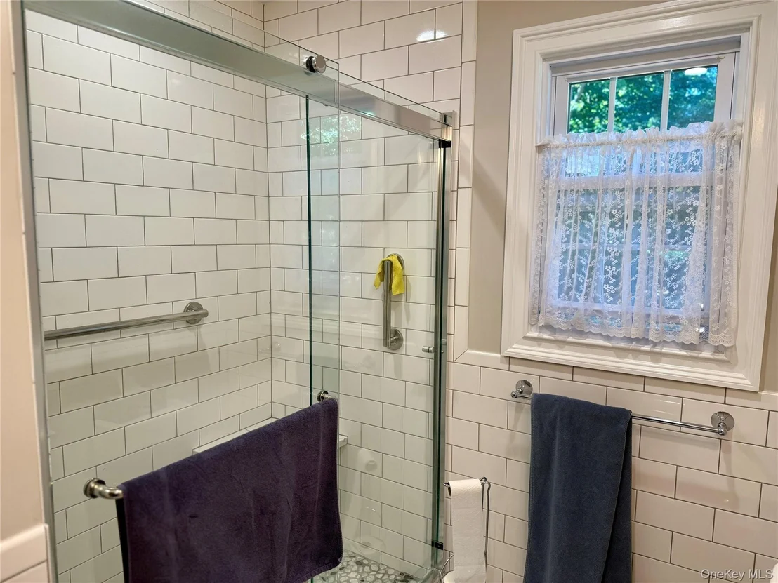 Photo of 78 Edgehill Drive