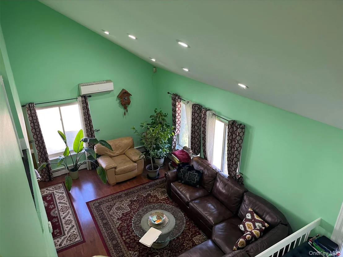 Photo of 173 Sequoia Drive