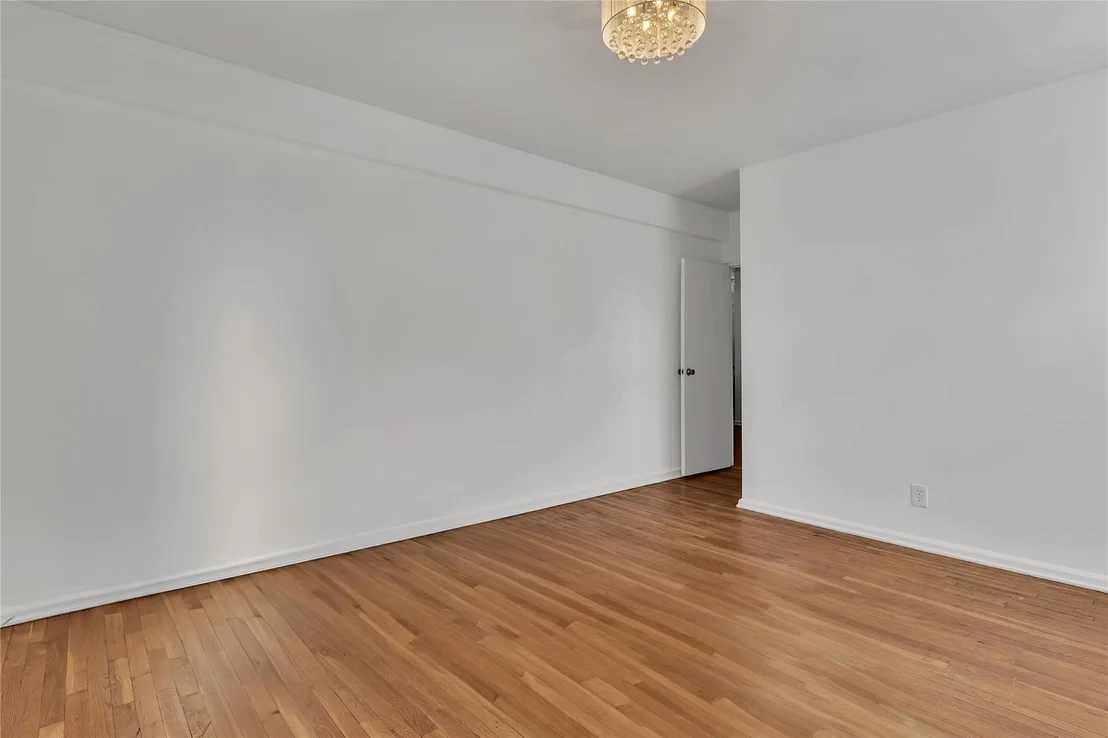 Photo of Unit B37 at 776 Bronx River