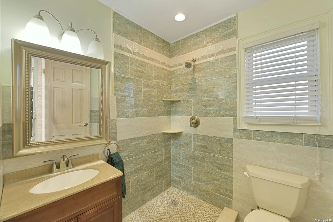 Photo of 120 Anchorage Drive