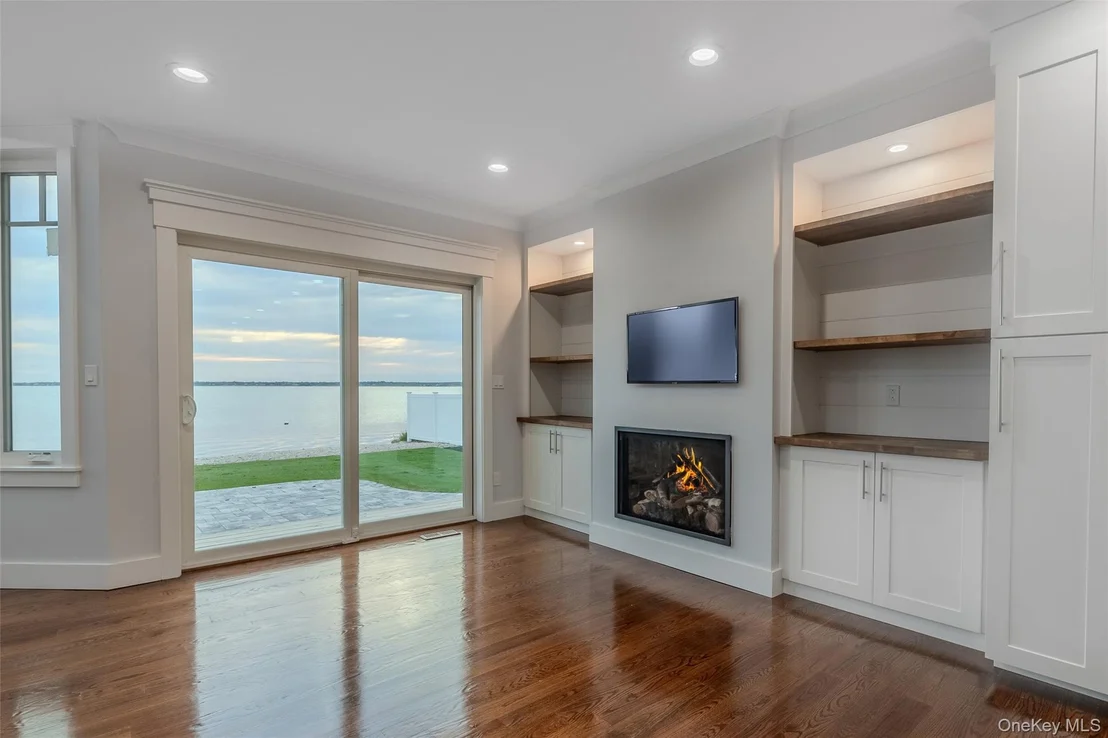 Photo of 72 Grandview Drive