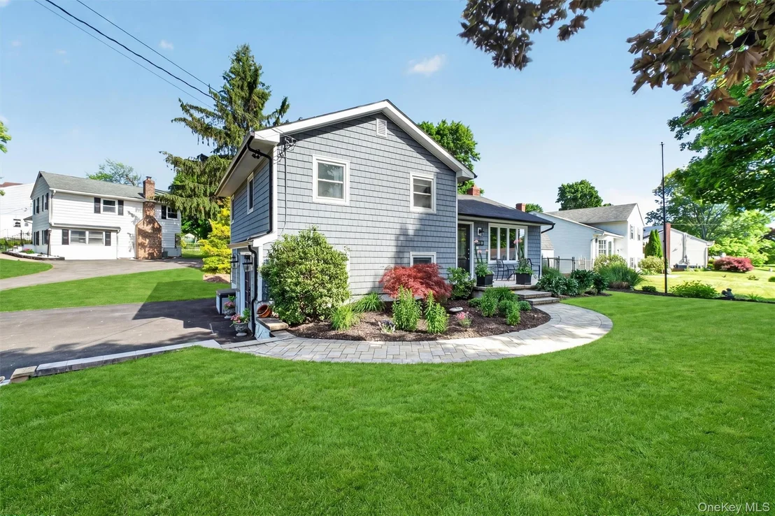 Photo of 13 Clarkview Road