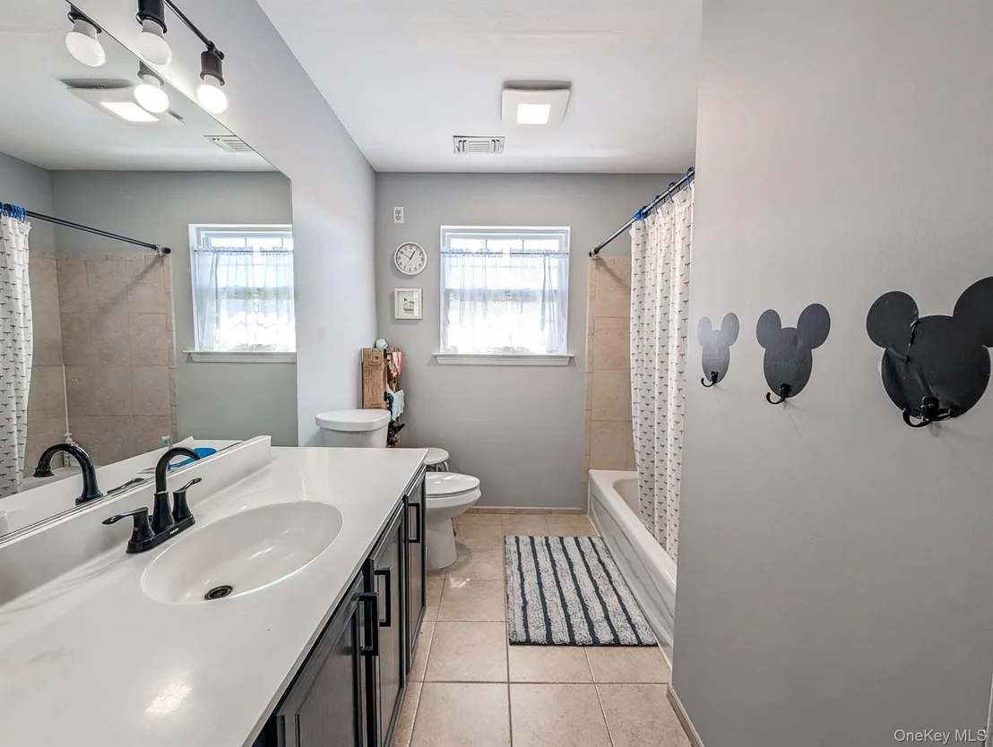 Photo of 71 Elm Avenue