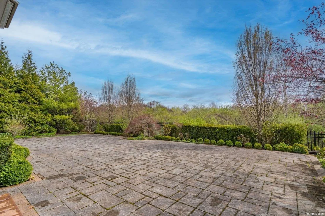 Photo of 25 Kettlepond Road
