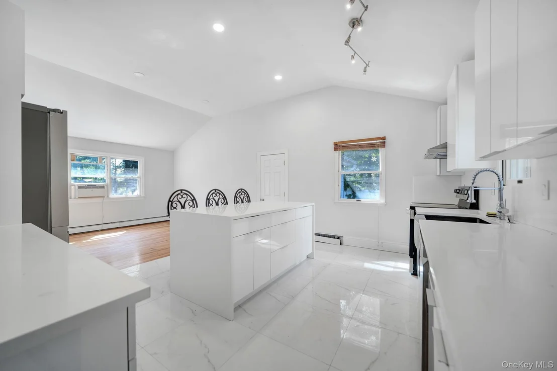 Photo of 75 Whiskey Road