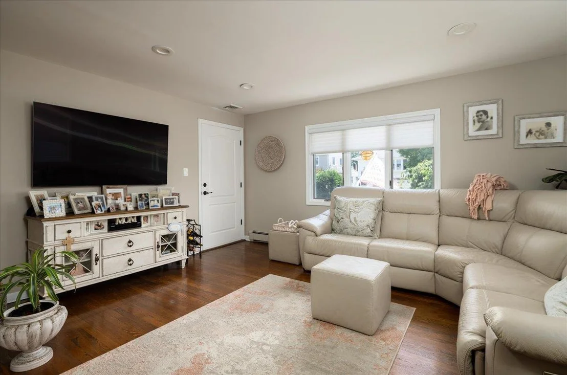 Photo of 1004 Jackson Avenue