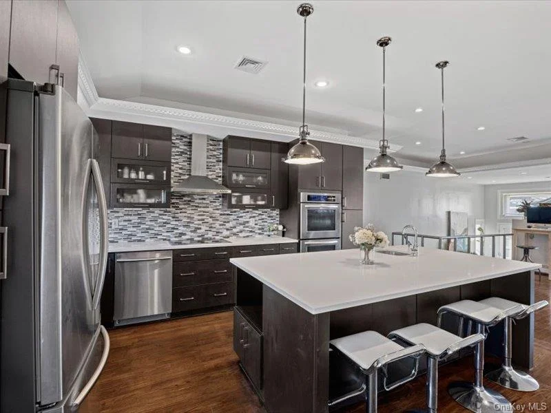 Photo of 844 Flanders Drive
