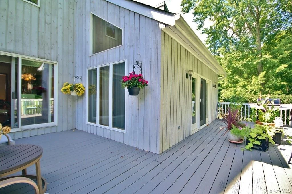 Photo of 356 Cedar Hill Road
