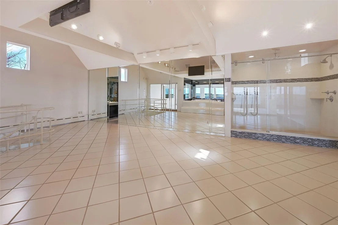 Photo of 48 Grandview Drive