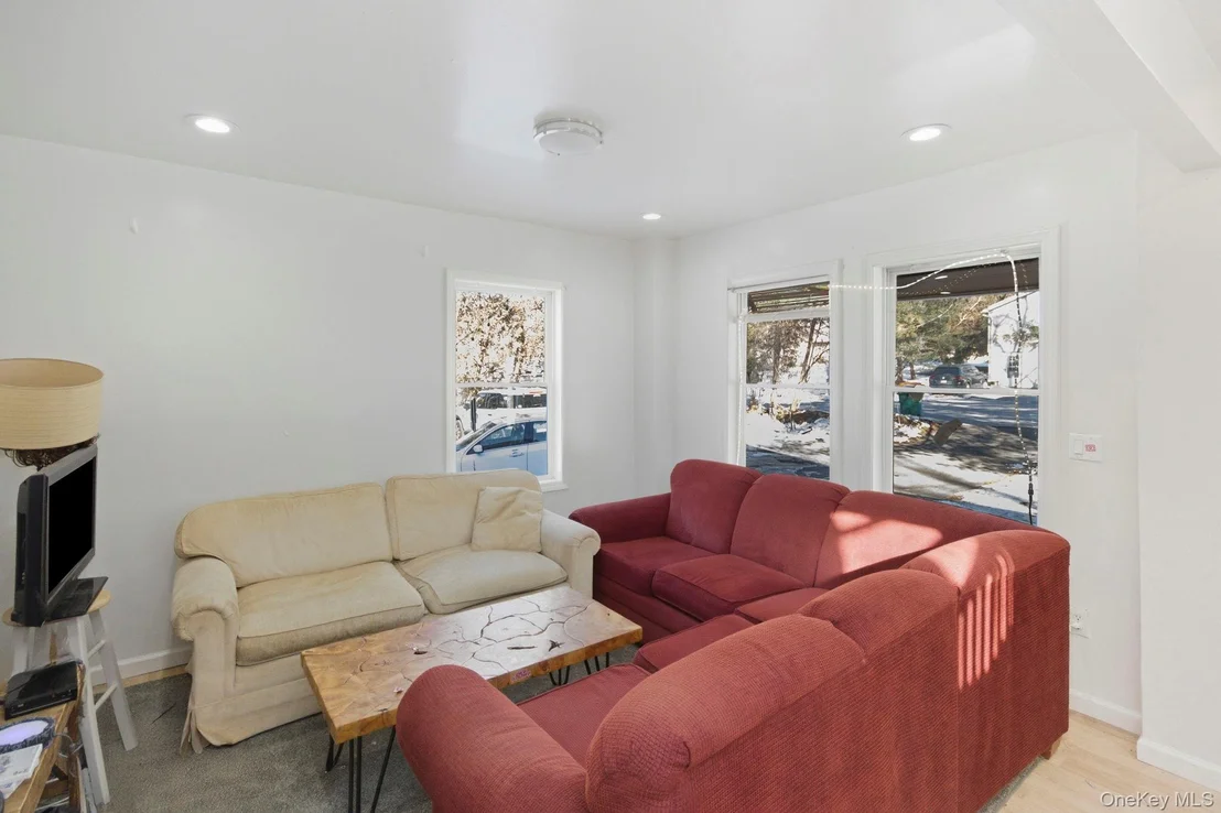 Photo of 85 Sunset Avenue