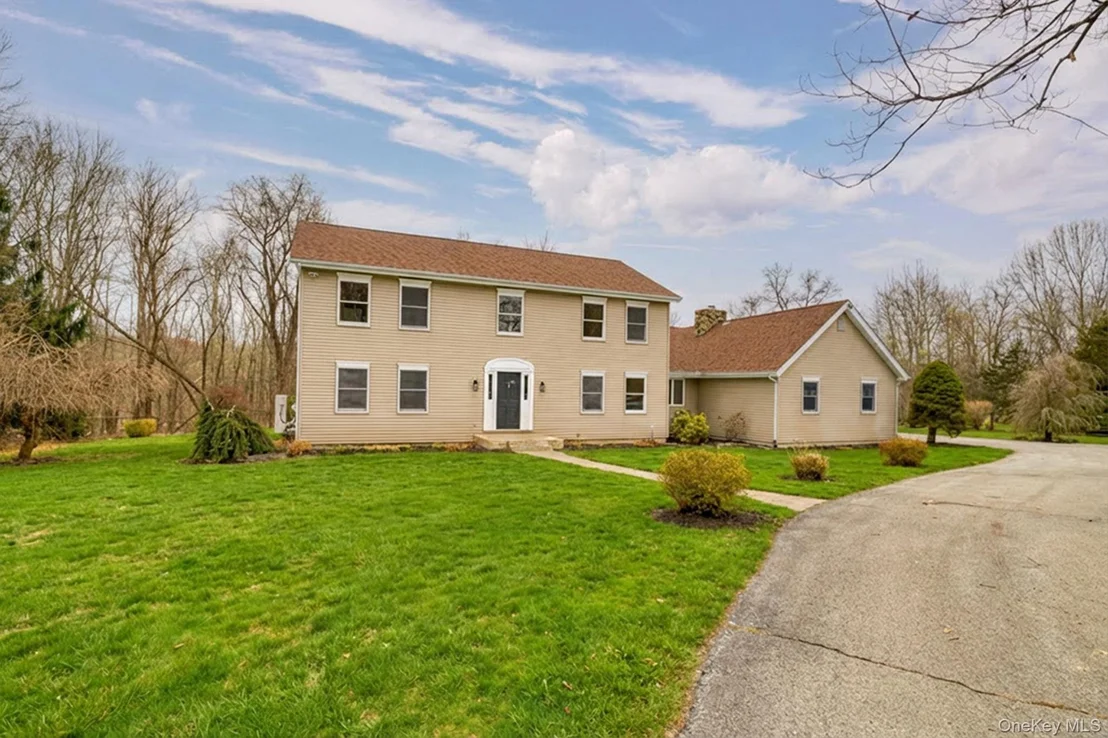 Photo of 24 Deer Run Road