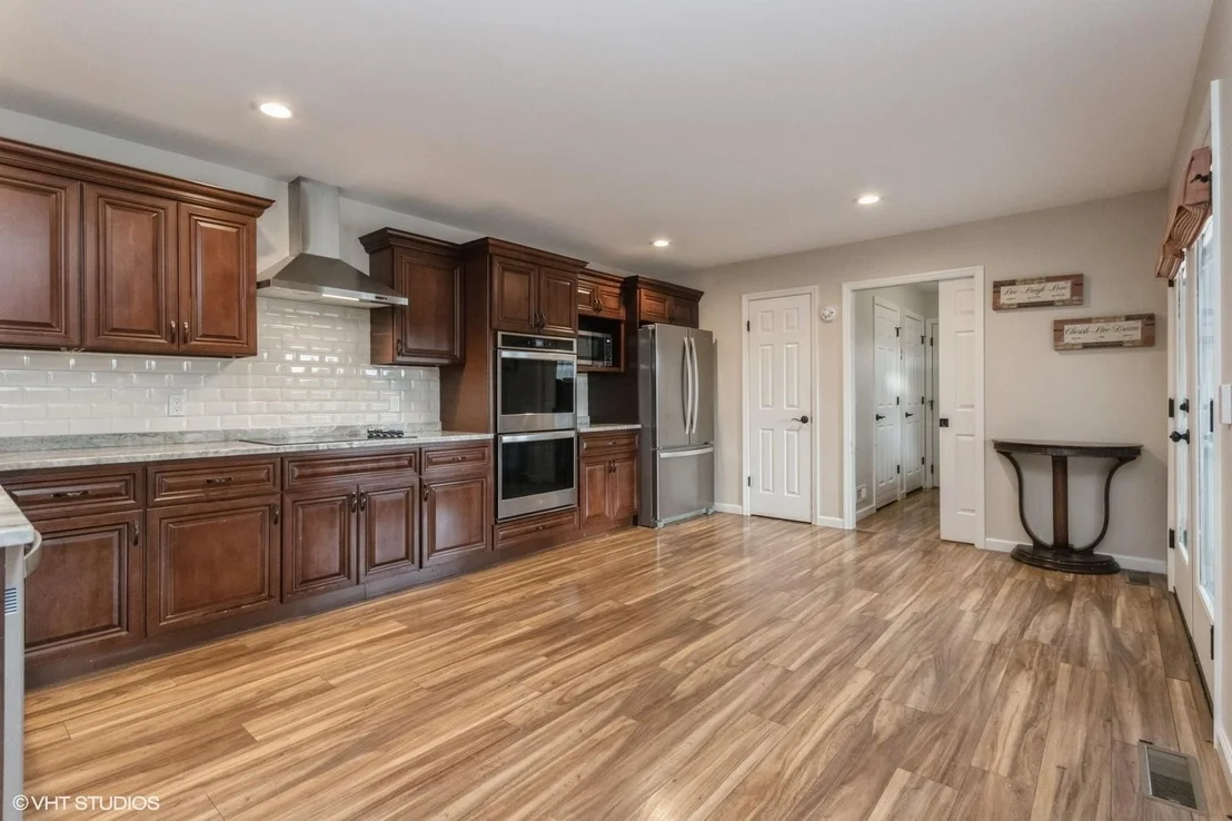 Photo of 46 Peaceable Way