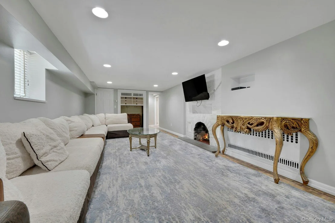 Photo of 514 Esplanade