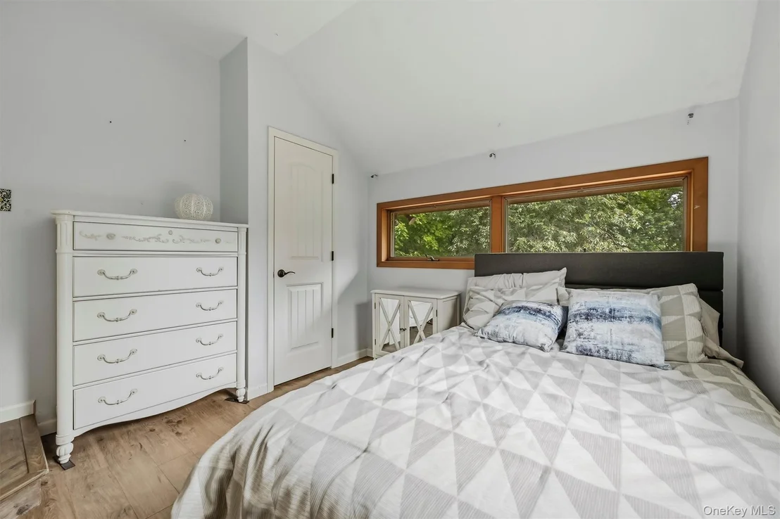 Photo of 237 Jacobs Road