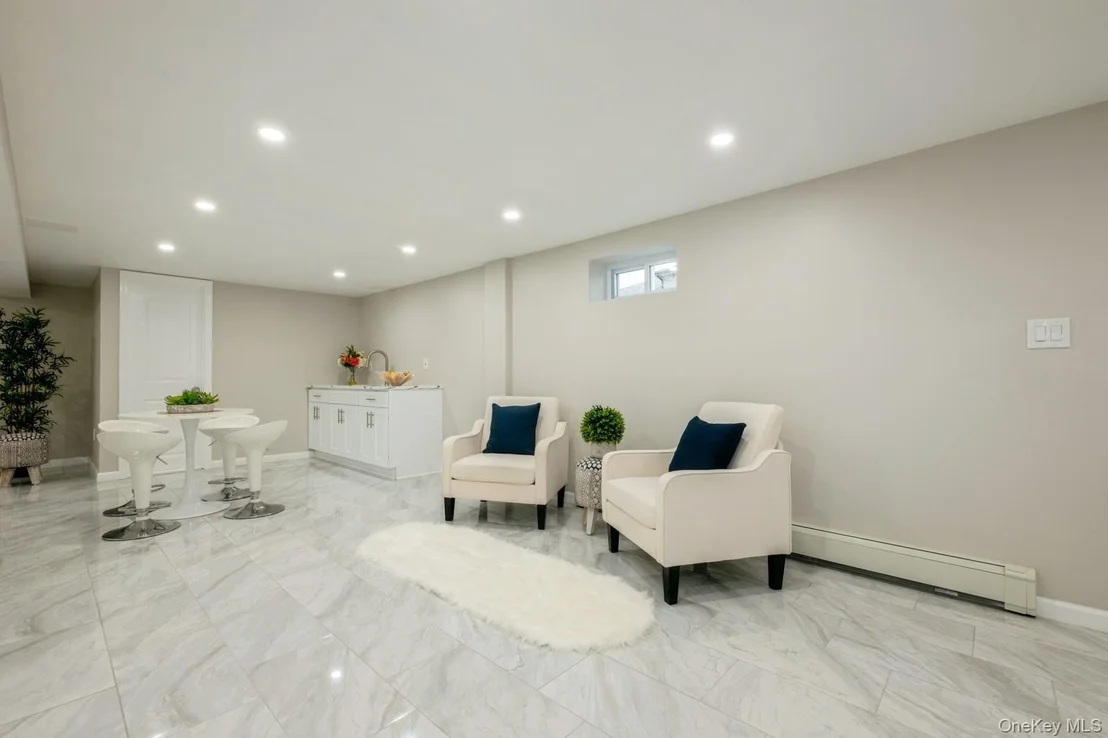 Photo of 1086 Lehman Road