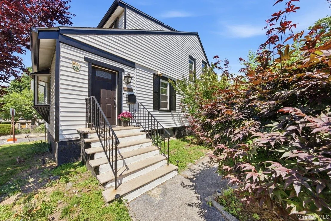 Photo of 172 Crescent Place
