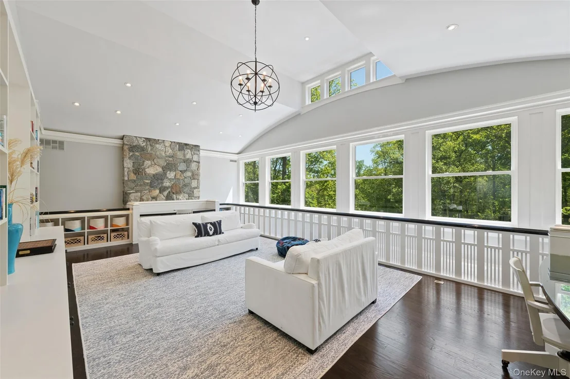 Photo of 401 Pea Pond Road