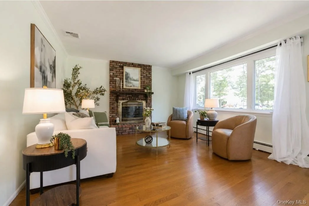 Photo of 42 Summit Drive