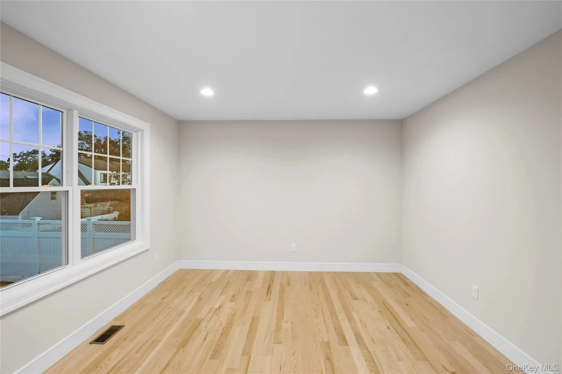 Photo of 335 Evans Avenue