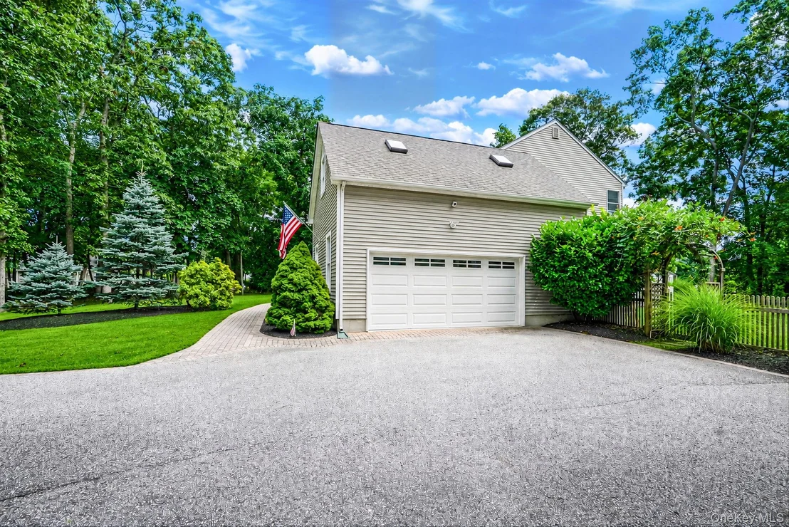 Photo of 15 Cedar Lane