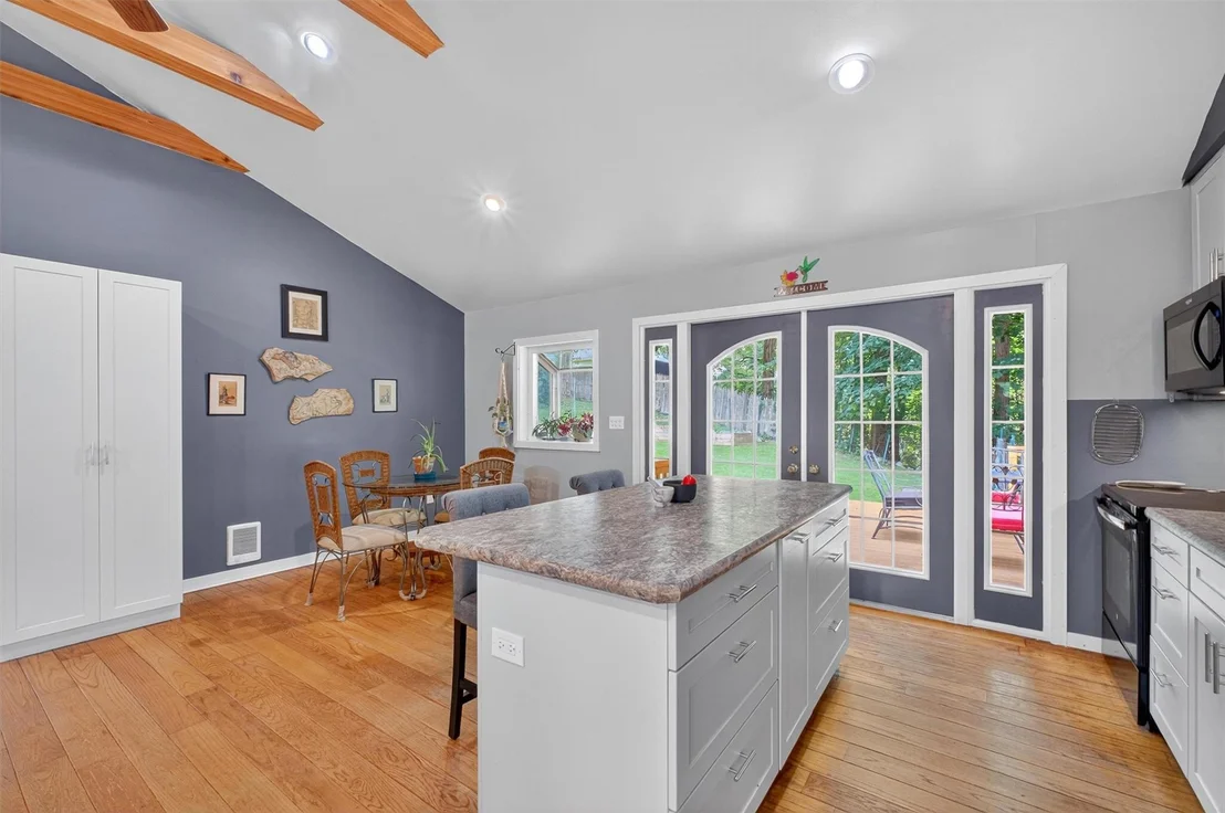 Photo of 69 Floradan Road