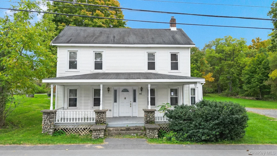 Photo of 708 Burlingham Road