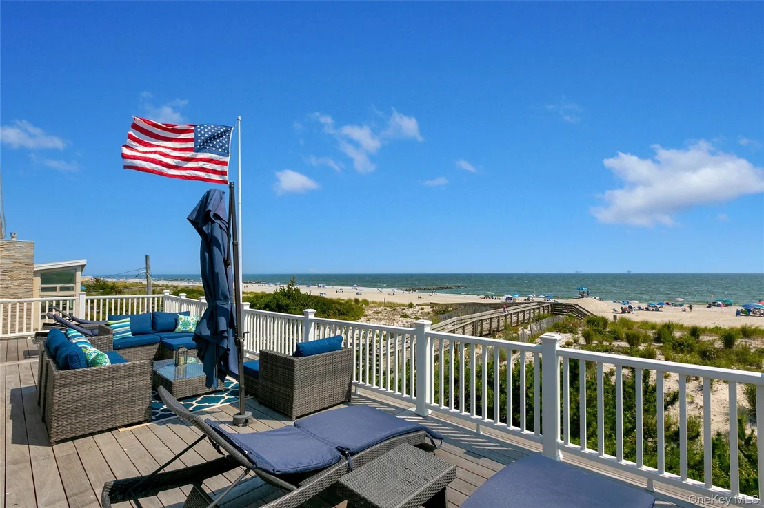 Photo of 879 Oceanfront
