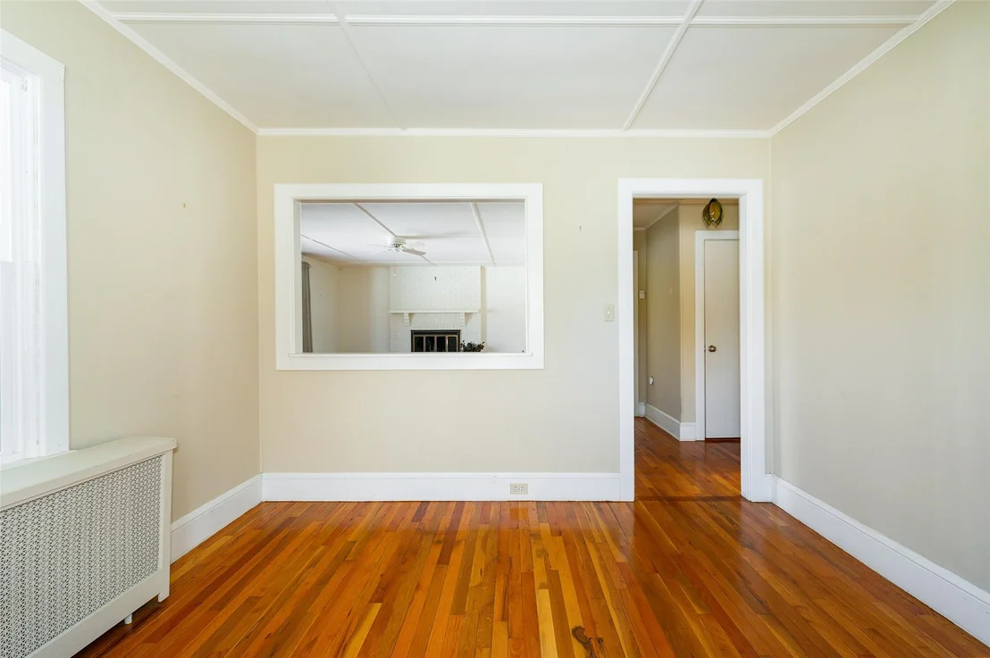 Photo of 2 Park Avenue
