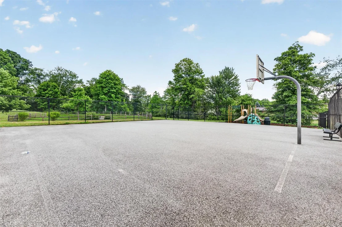 Photo of 37 Meadow View Drive