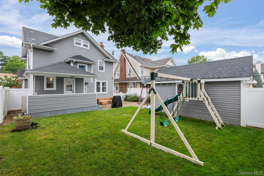 Photo of 78 Denton Avenue
