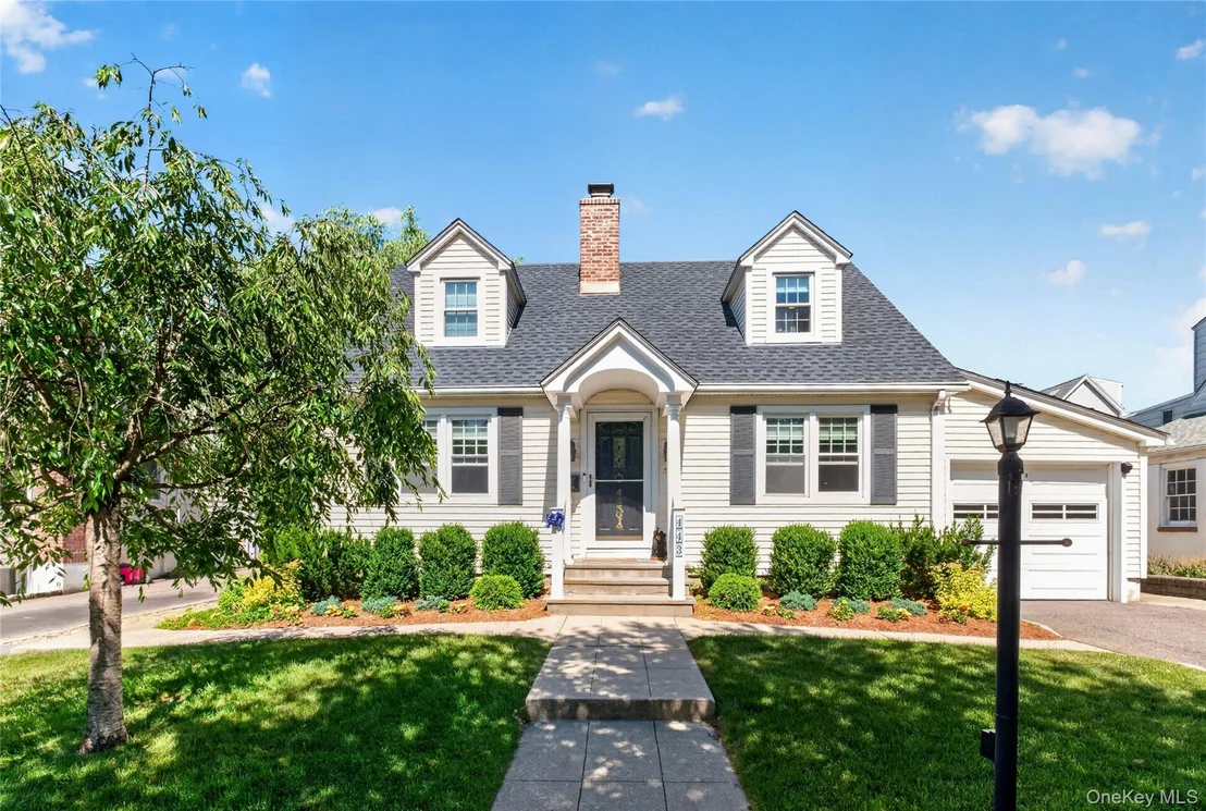 Photo of 443 Third Avenue