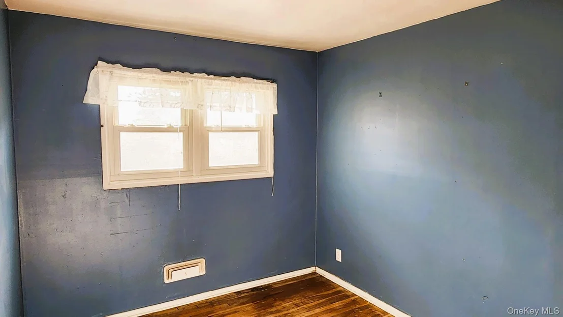 Photo of 32 Bloomer Road