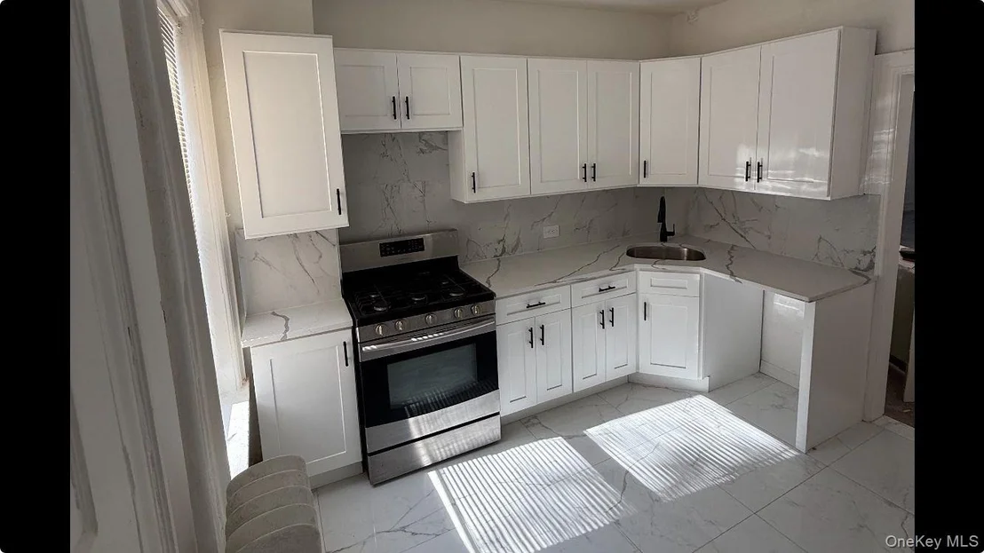 Photo of 278 Eldert Lane