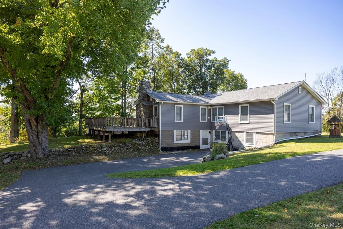 Photo of 324 Gardnerville Road