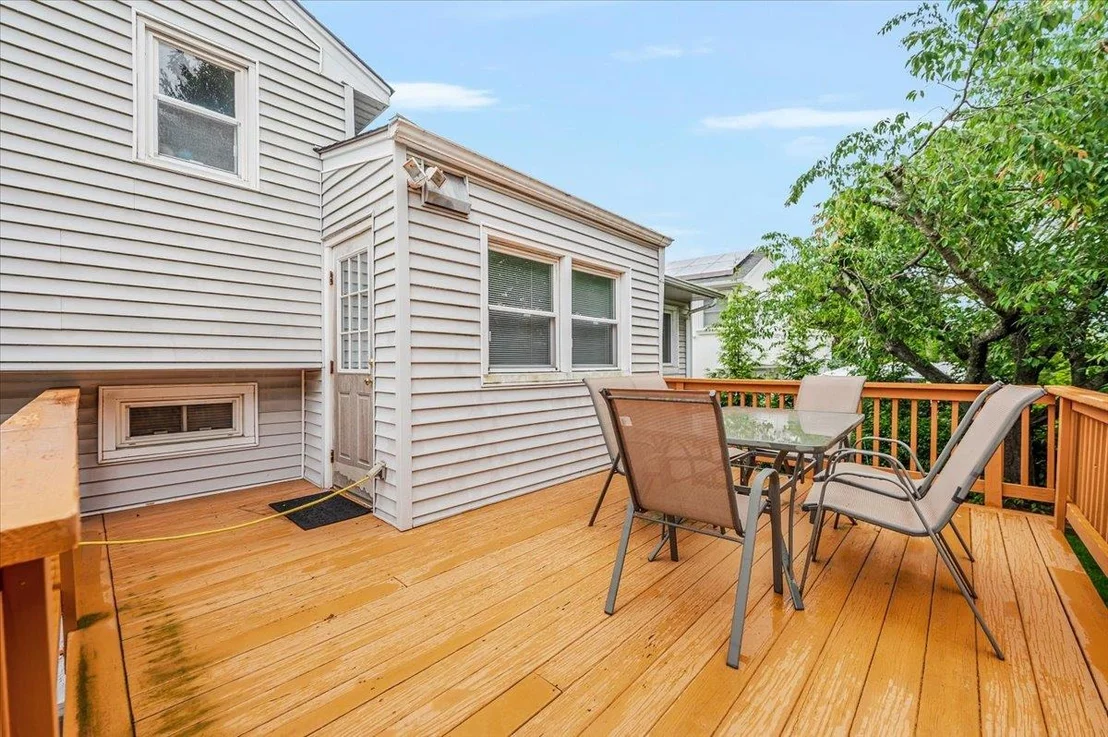 Photo of 720 jay Way