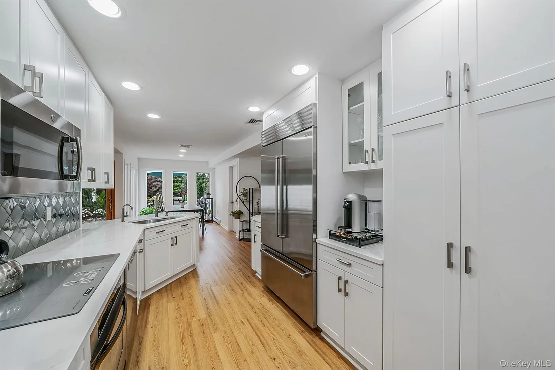 Photo of 2 Sagamore Way N