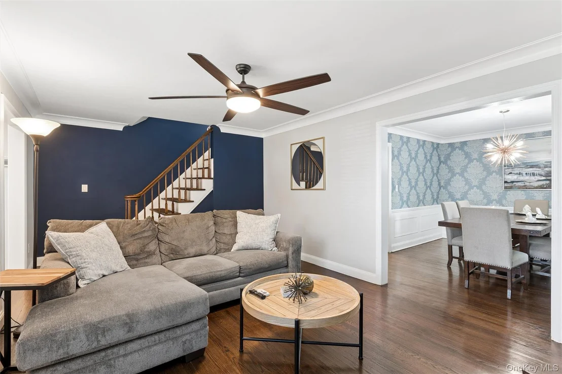 Photo of 20 Beverly Parkway