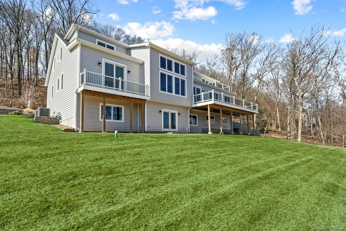 Photo of 201 Tweed Boulevard