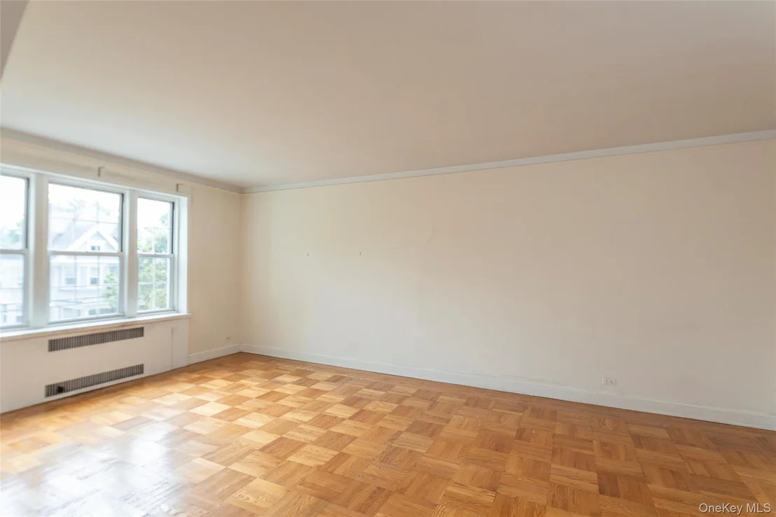 Photo of Unit 2C at 2 Midland Gardens Avenue