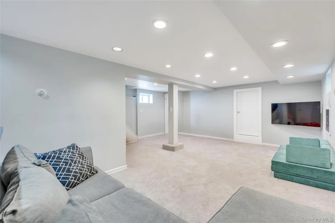 Photo of 232 Locust Street