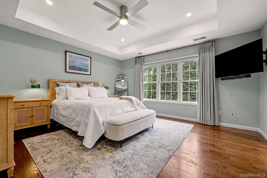 Photo of 32 Valimar Boulevard