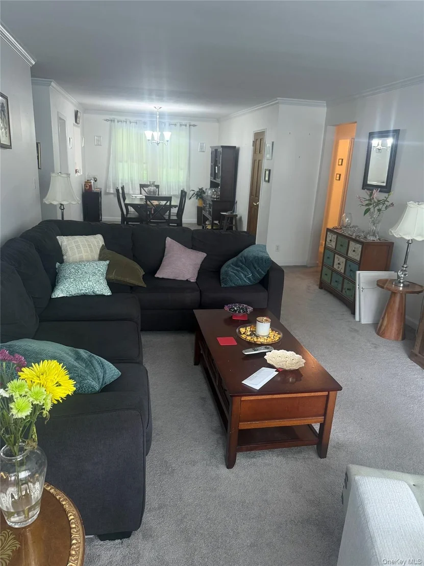 Photo of Unit D at 27 Avon Circle