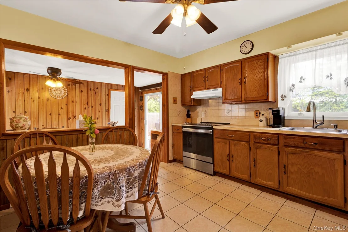 Photo of 152 Foster Boulevard