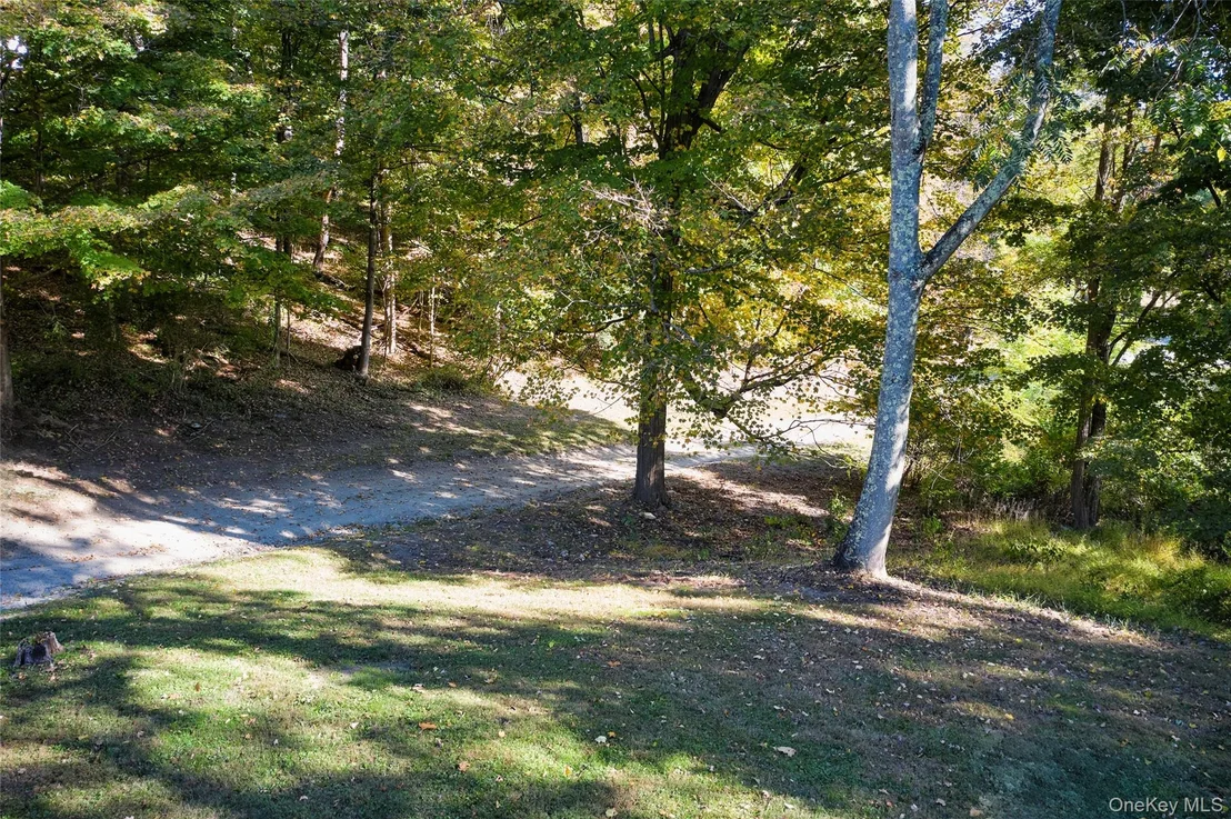 Photo of 568 Oak Summit Road