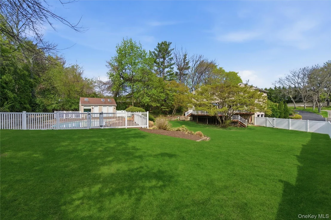 Photo of 12 Pond Drive