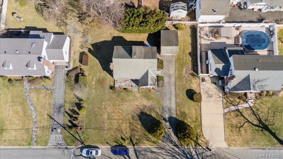Photo of 12 Maple Avenue