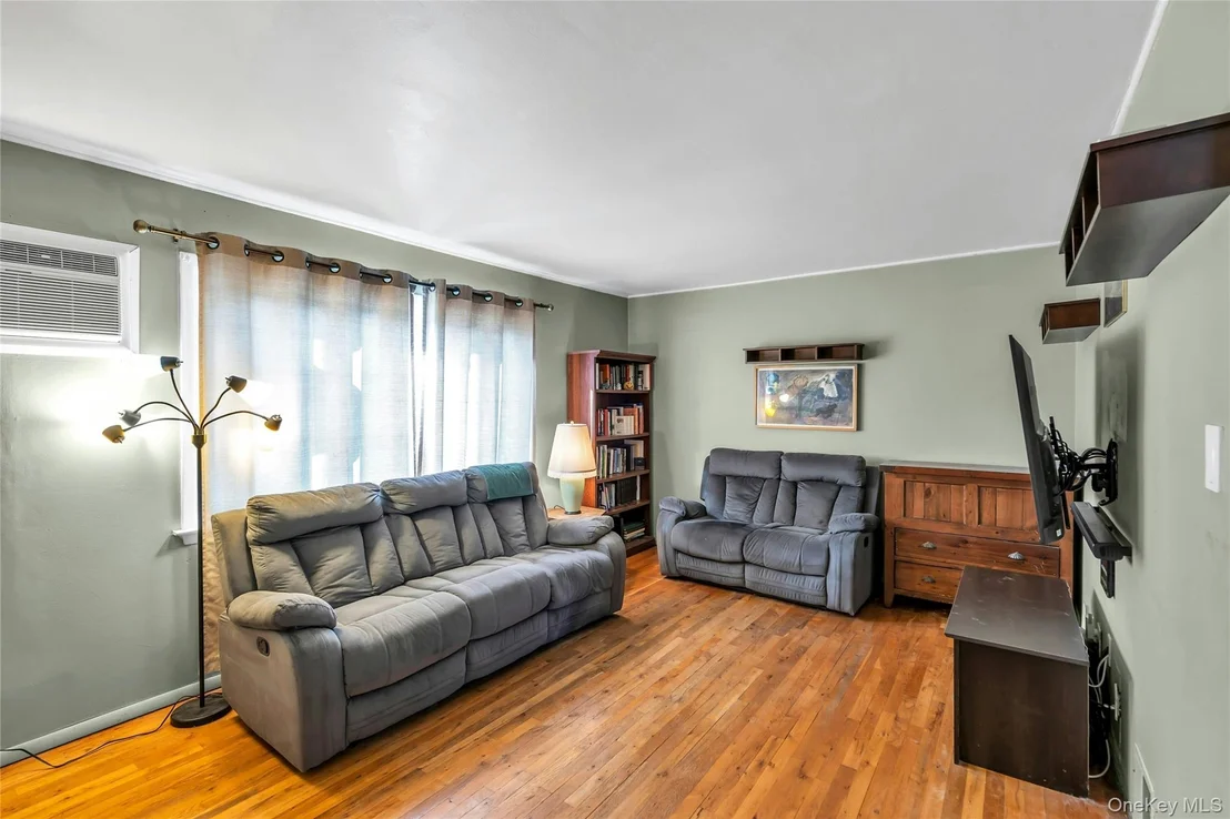 Photo of 28 Lillian Lane
