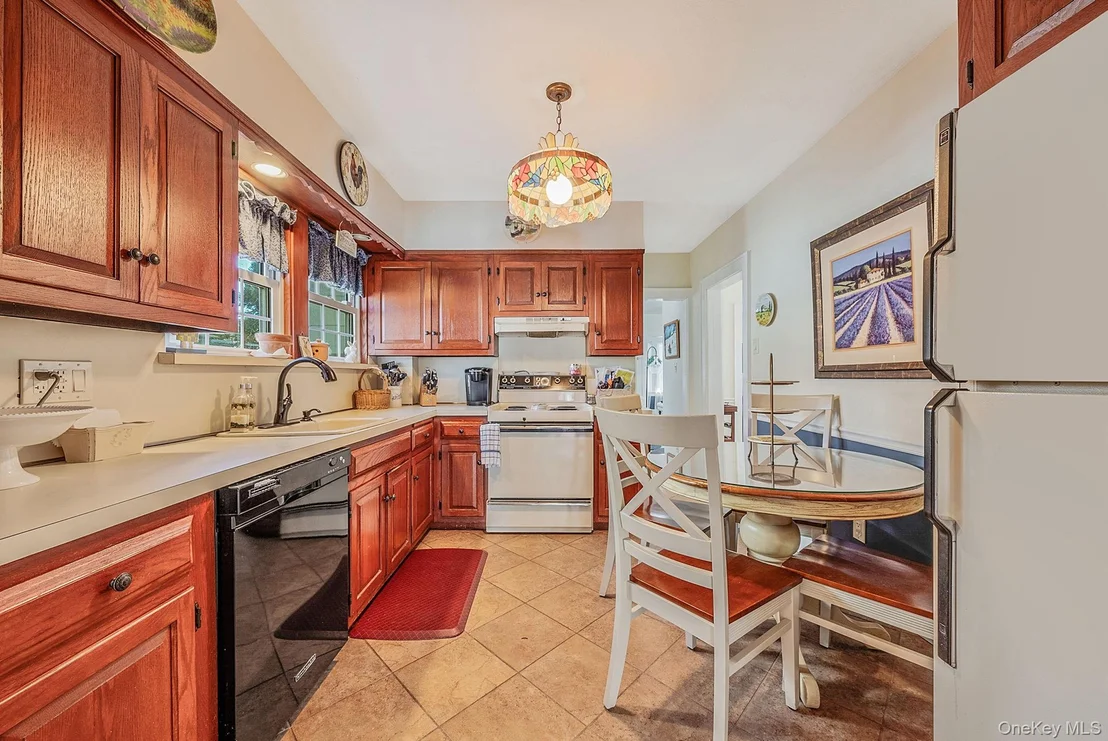 Photo of 33 Harding Avenue